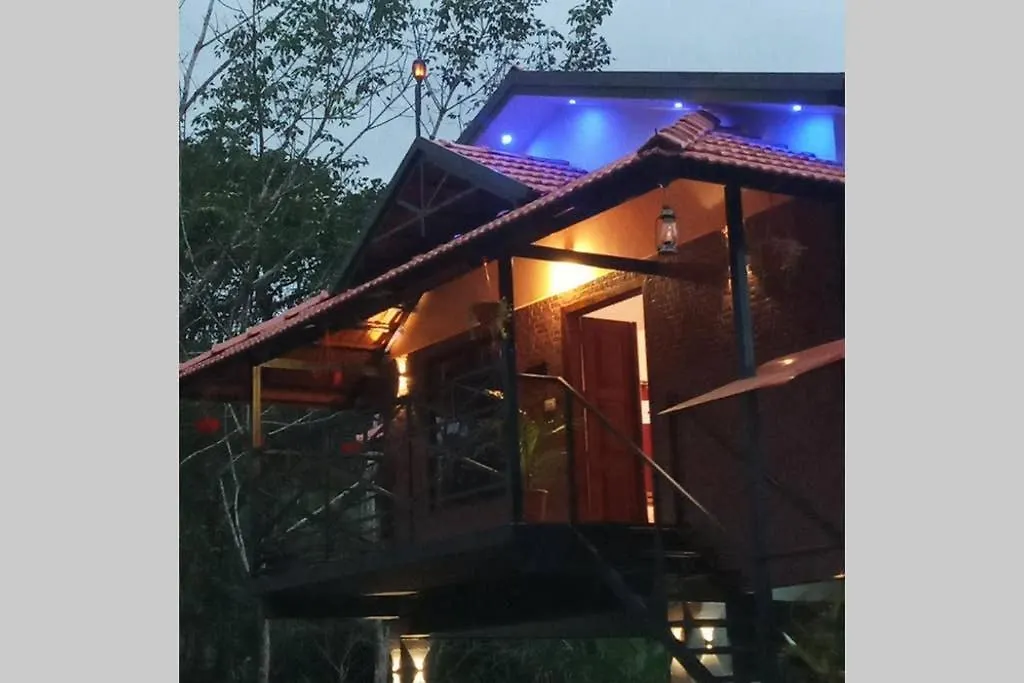 Sansree'S Puzhakkal Riverview Cottage Pinangode 0*,  India