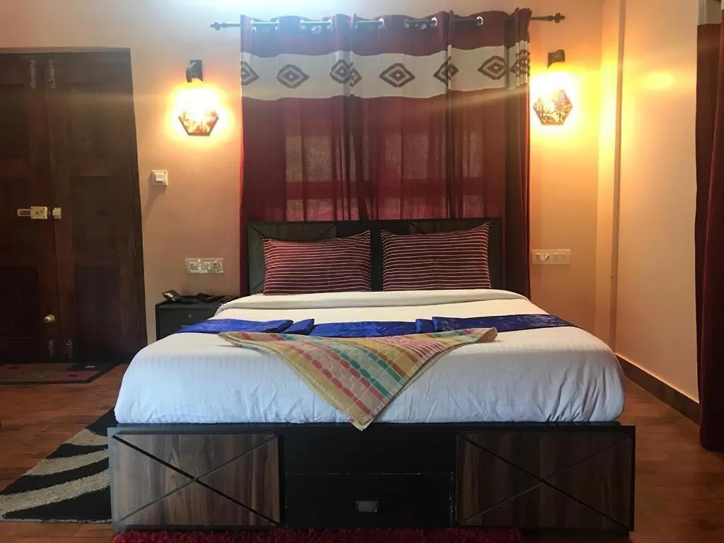 Sansree'S Puzhakkal Riverview Cottage Pinangode