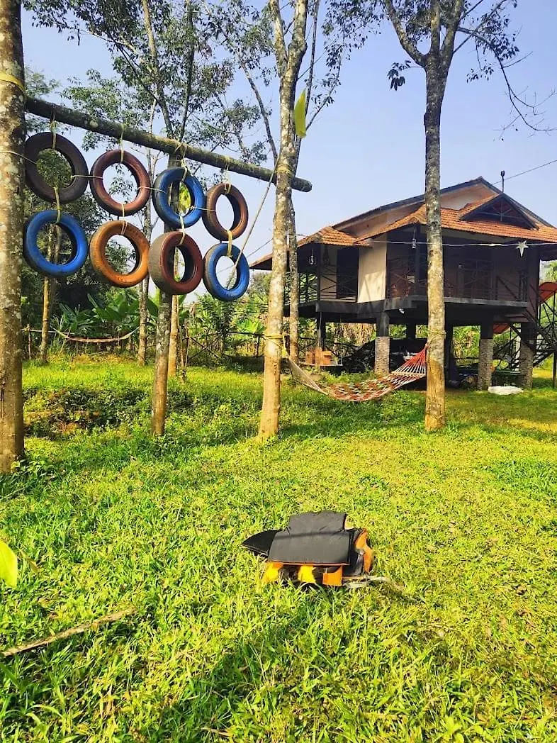 Sansree'S Puzhakkal Riverview Cottage Pinangode